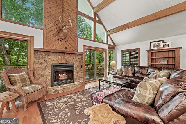 83 Hilltop Circle, Clarkesville, GA 30523