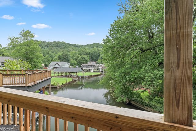 83 Hilltop Circle, Clarkesville, GA 30523