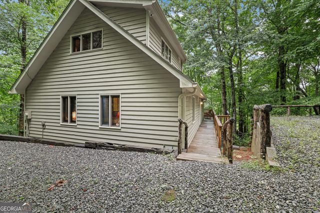 83 Hilltop Circle, Clarkesville, GA 30523