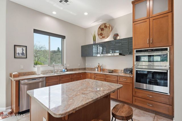 38327 S Arroyo Way, Tucson, AZ 85739