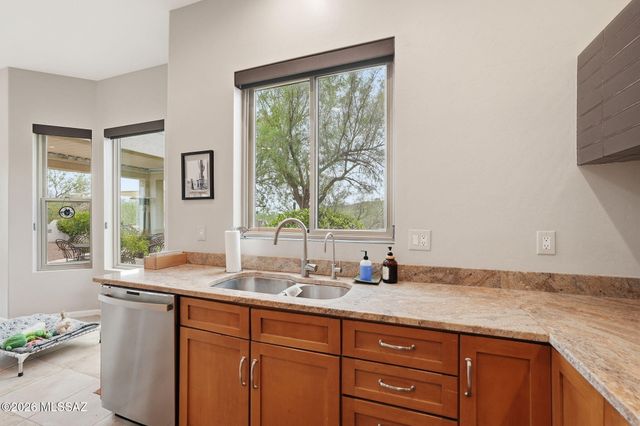 38327 S Arroyo Way, Tucson, AZ 85739