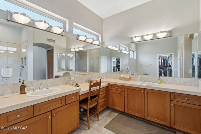 38327 S Arroyo Way, Tucson, AZ 85739