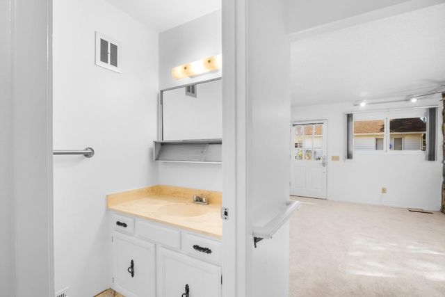 514 6th Street, Pacific Grove, CA 93950