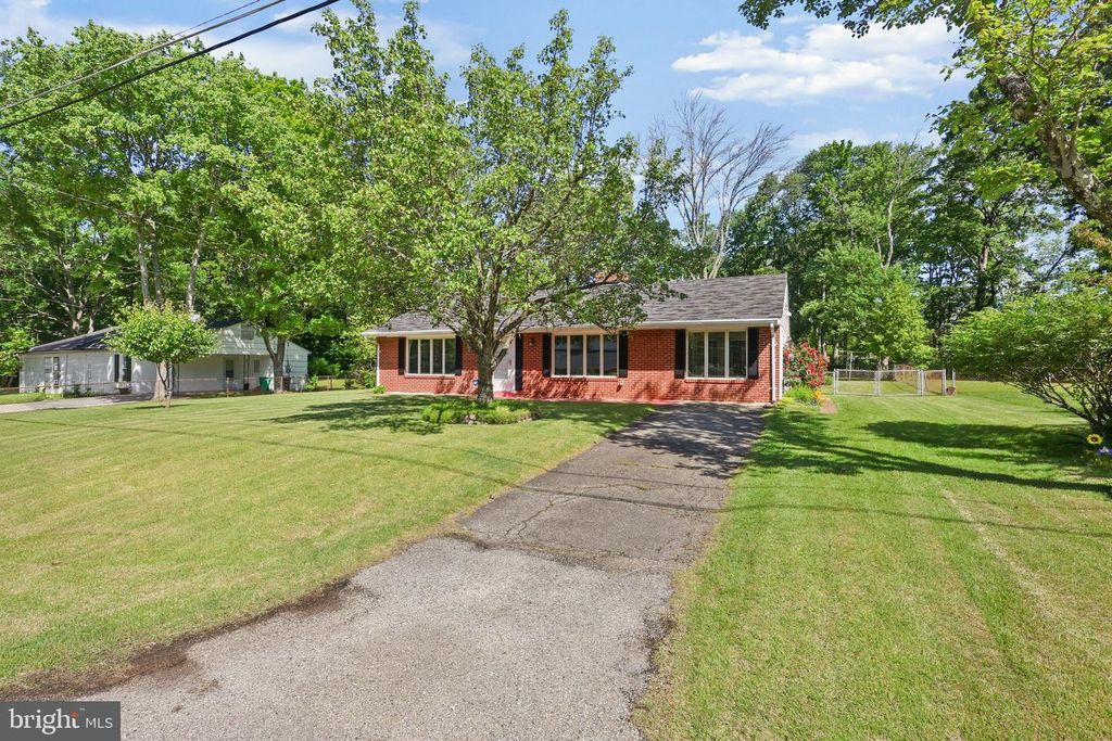 Image 1 of property listing at 1406 JEFFERSON RD, Fort Washington, MD 20744