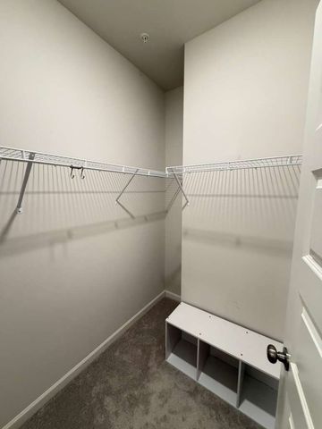 677 Birdie Dr, Spring Hill, TN 37174