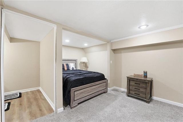 7502 N Wayne Avenue, Gladstone, MO 64118