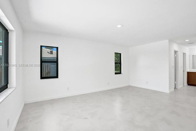 8775 SW 1st Pl, Coral Springs, FL 33071