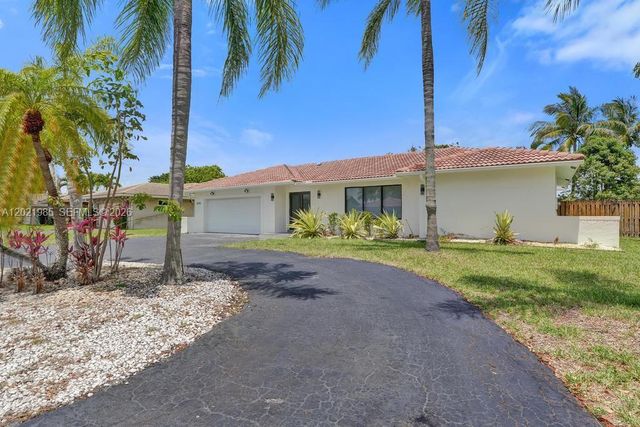 8775 SW 1st Pl, Coral Springs, FL 33071