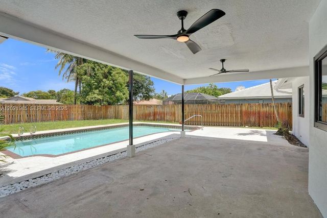 8775 SW 1st Pl, Coral Springs, FL 33071