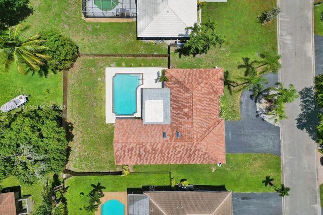 8775 SW 1st Pl, Coral Springs, FL 33071