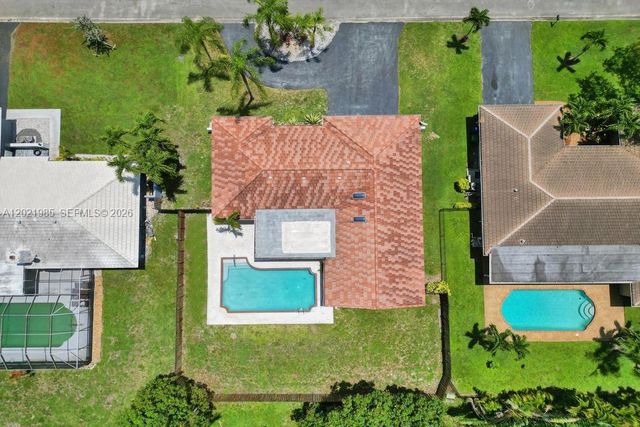 8775 SW 1st Pl, Coral Springs, FL 33071