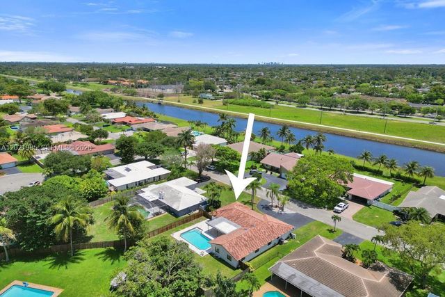 8775 SW 1st Pl, Coral Springs, FL 33071