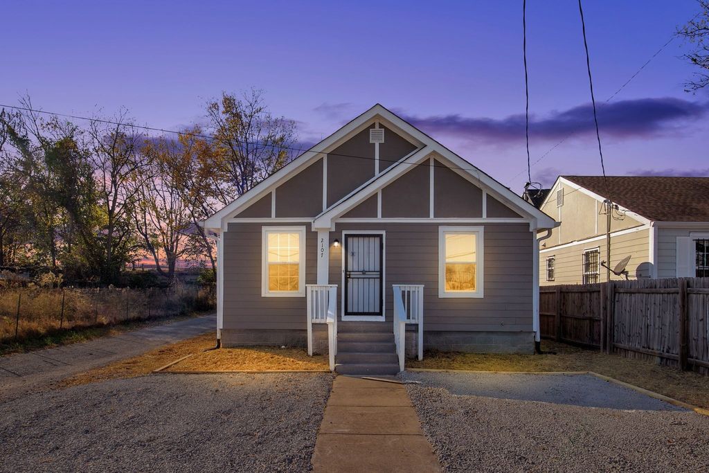 2107 18th Ave North, N, Nashville, TN 37208