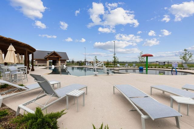 417 Hundred Acre Drive, Waxahachie, TX 75165