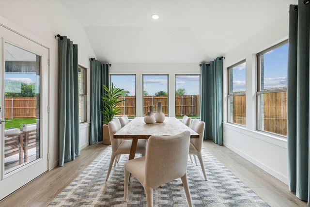 417 Hundred Acre Drive, Waxahachie, TX 75165