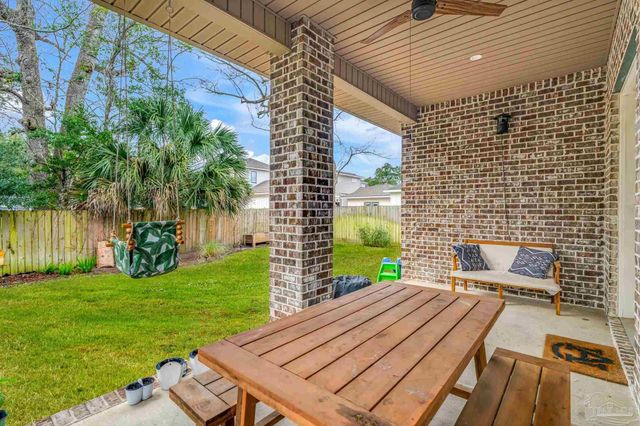 1649 Hatton St, Pensacola, FL 32503