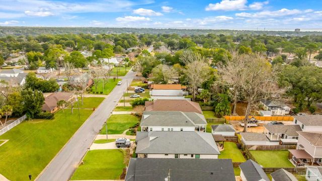 1649 Hatton St, Pensacola, FL 32503