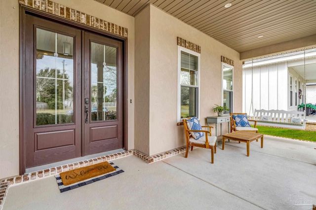 1649 Hatton St, Pensacola, FL 32503