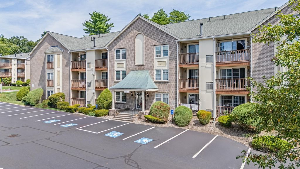 166 Cannongate Iii Road # 3, Nashua, NH 03063