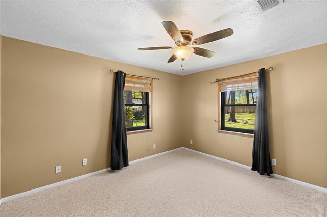 800 Copperas DR, Caldwell, TX 77836