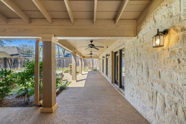 800 Copperas DR, Caldwell, TX 77836