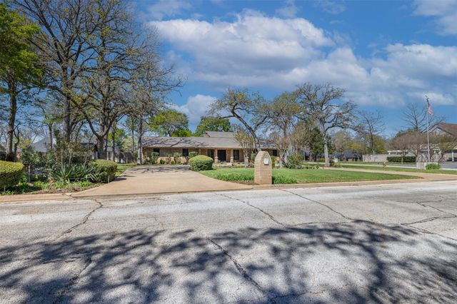 800 Copperas DR, Caldwell, TX 77836