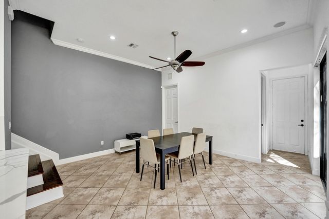3946 NW 84th Way, Cooper City, FL 33024
