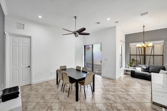 3946 NW 84th Way, Cooper City, FL 33024