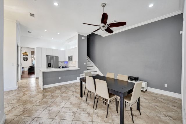 3946 NW 84th Way, Cooper City, FL 33024