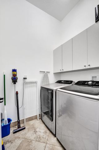 3946 NW 84th Way, Cooper City, FL 33024