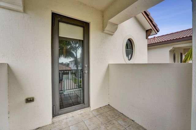 3946 NW 84th Way, Cooper City, FL 33024