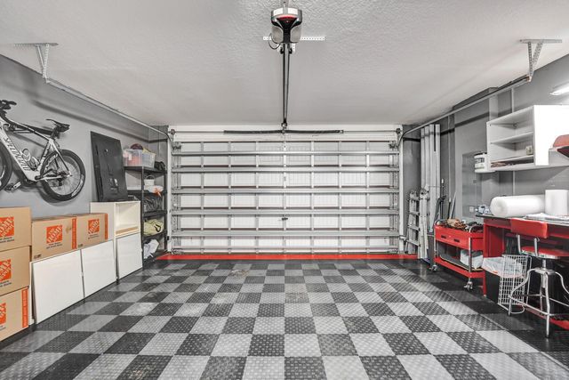 3946 NW 84th Way, Cooper City, FL 33024