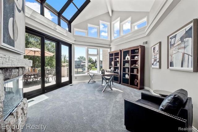 4912 Oakwood Court, Commerce Twp, MI 48382