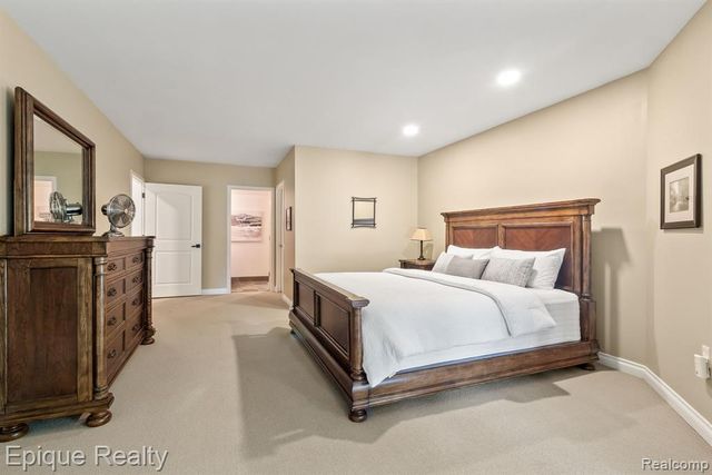 4912 Oakwood Court, Commerce Twp, MI 48382