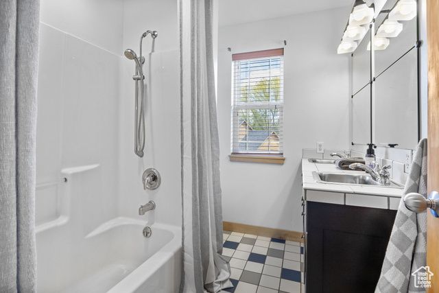 933 N SWISS FARM CT, Midway, UT 84049