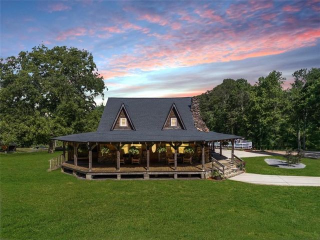 894 Lake Circle Rd, Buchanan, GA 30113
