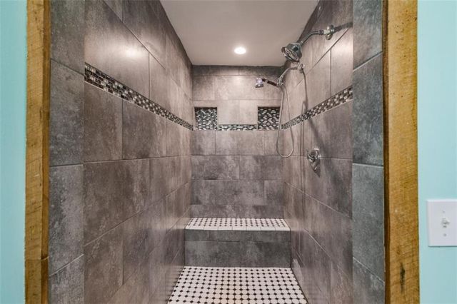 894 Lake Circle Rd, Buchanan, GA 30113