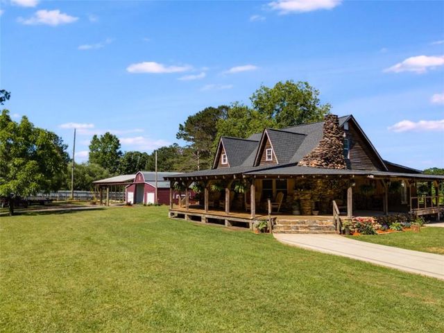 894 Lake Circle Rd, Buchanan, GA 30113