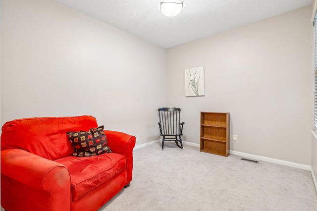 2026 Stonewall Trail, Florence, KY 41042