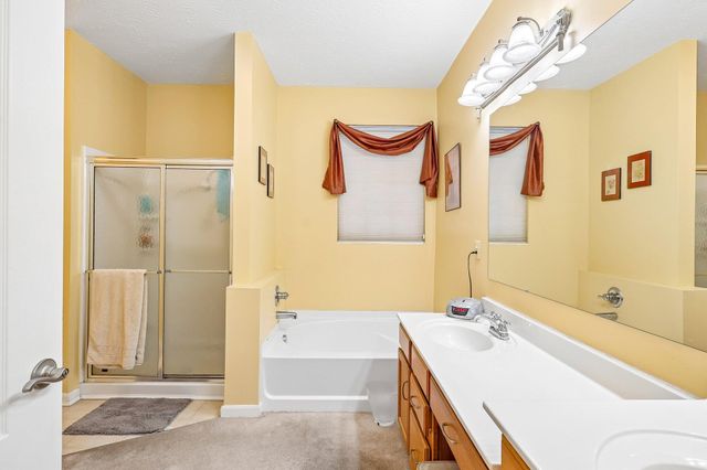 2026 Stonewall Trail, Florence, KY 41042