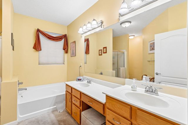 2026 Stonewall Trail, Florence, KY 41042