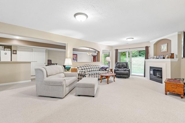 2026 Stonewall Trail, Florence, KY 41042
