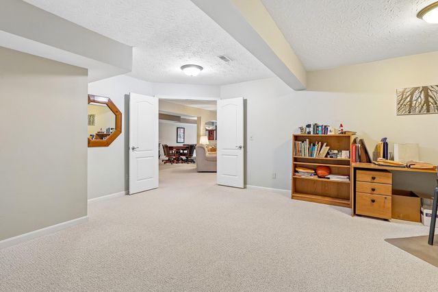 2026 Stonewall Trail, Florence, KY 41042