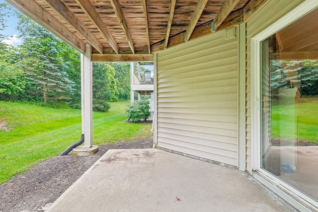 2026 Stonewall Trail, Florence, KY 41042