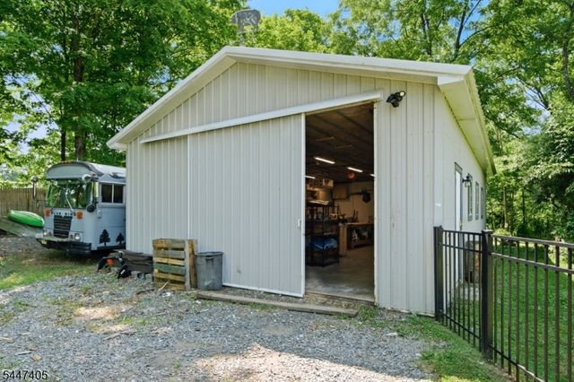 75 Ridge Rd, Sandyston Twp., NJ 07827