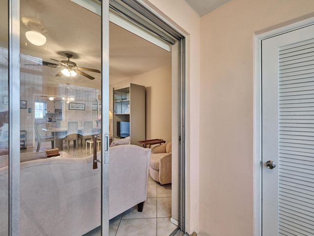 2804 Crosley Drive E F, West Palm Beach, FL 33415