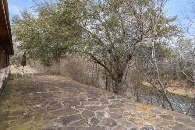 1275 Waters Edge Lane, Glen Rose, TX 76043