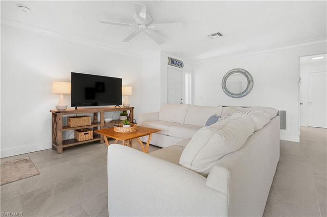 250 Lanchester CT 35, Naples, FL 34112