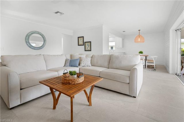 250 Lanchester CT 35, Naples, FL 34112