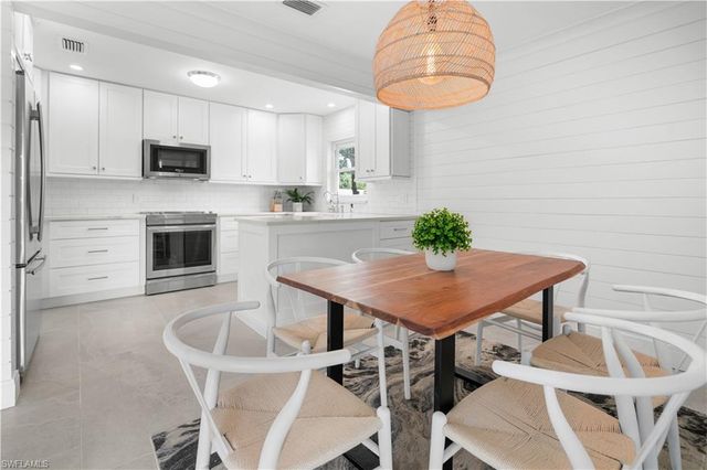 250 Lanchester CT 35, Naples, FL 34112